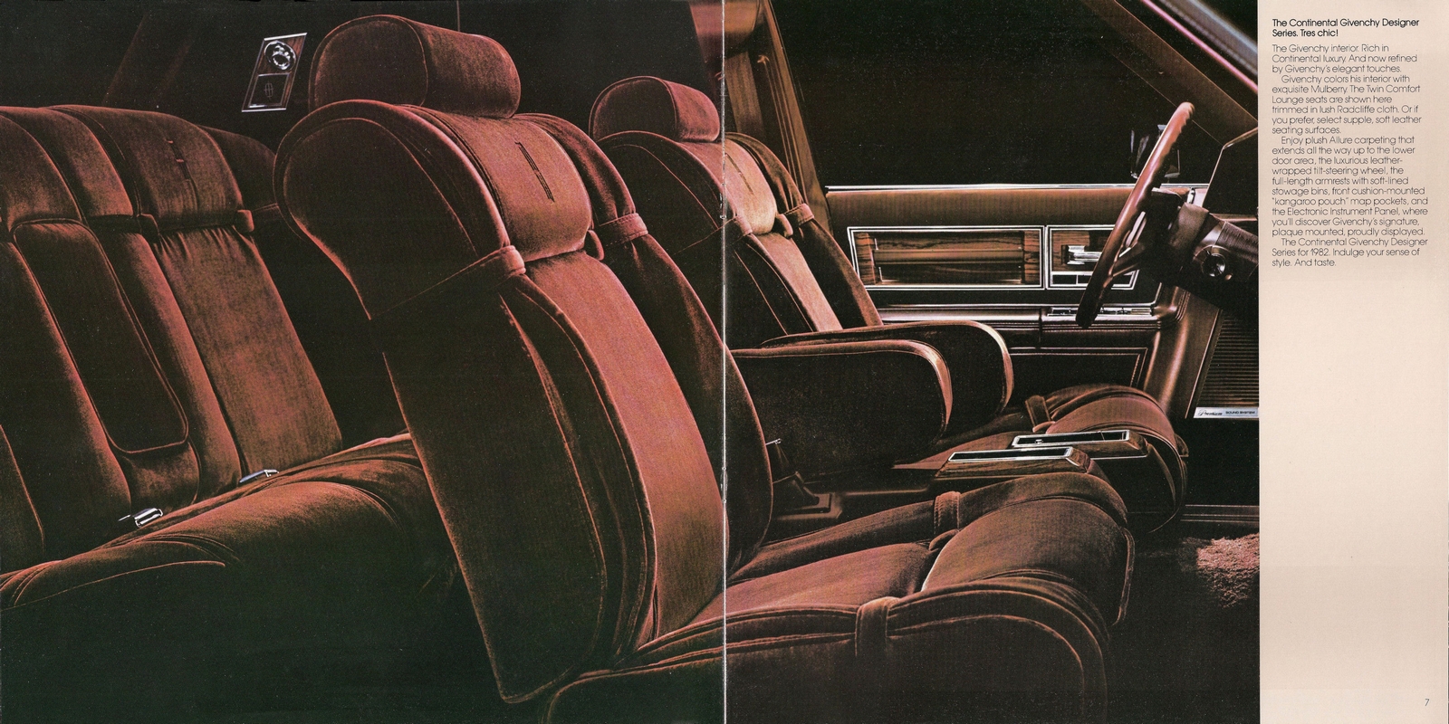 n_1982 Lincoln Continental-06-07.jpg